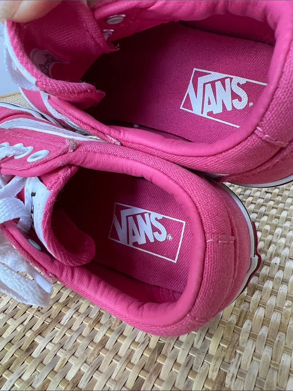 Vans Ward Honeysuckle Pink white Canvas Sneaker Missy/Youth/Little Girl Size 12